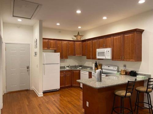 Sawyer Apartment | Wine Country Nest | 1BR Near Lake Michigan
