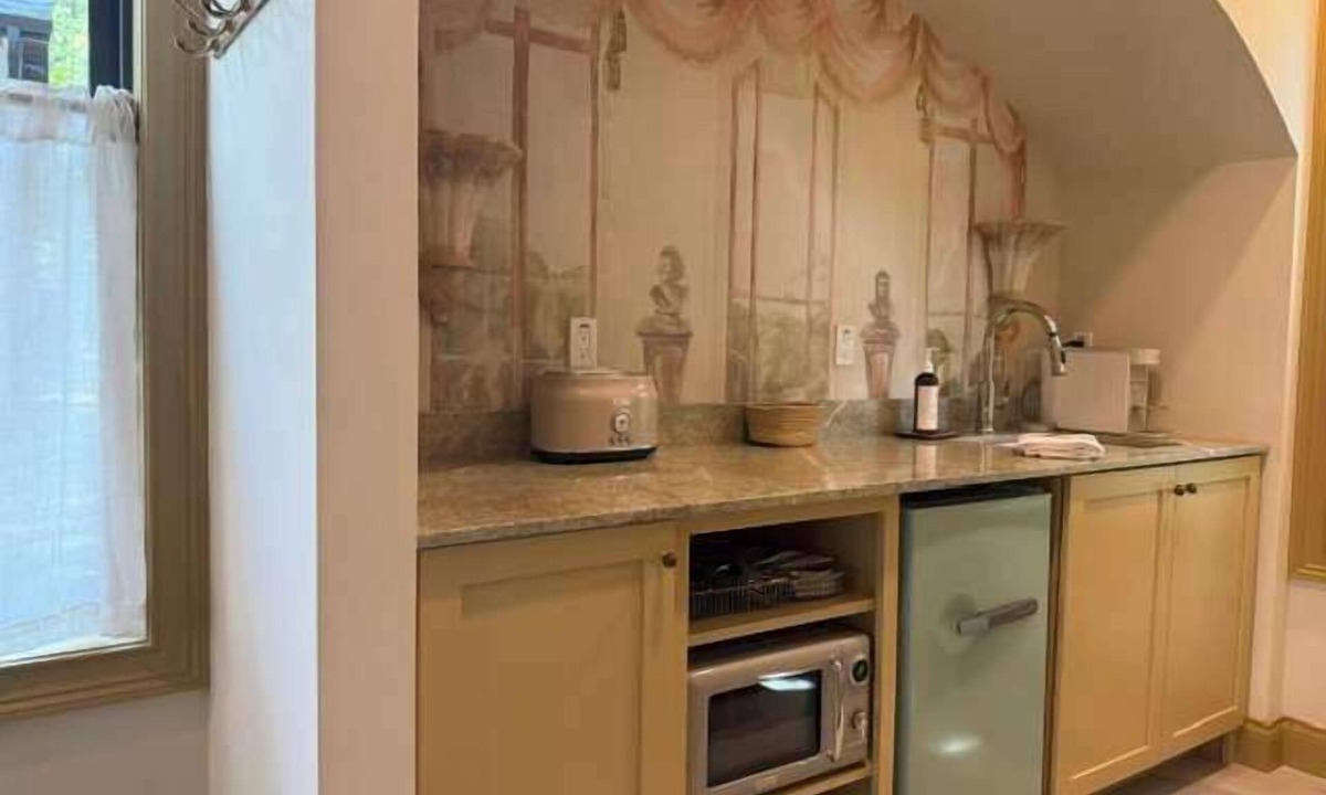 New Buffalo Villa | Witch Hazel - Upscale 2 Bedroom Villa at Petite Acres
