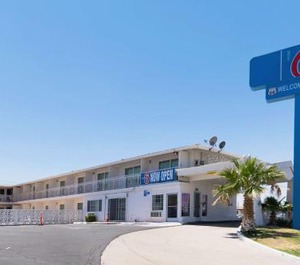 Motel 