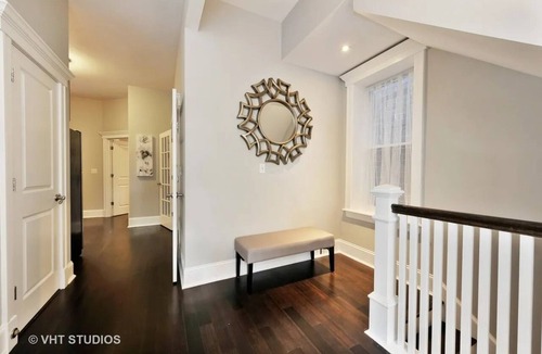 Wicker Park Apartment | 1-3 month 3br+/2ba duplex rental; unbeatable Wicker Park location
