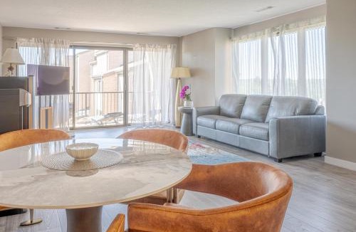 Acme Apartment | 1 Bedroom Condo Grand Traverse Resort in Williamsburg with GT Bay view