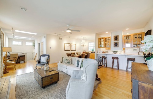 Miller Beach House | 1 Mi to Indiana Dunes NP: Spacious Gary Home!