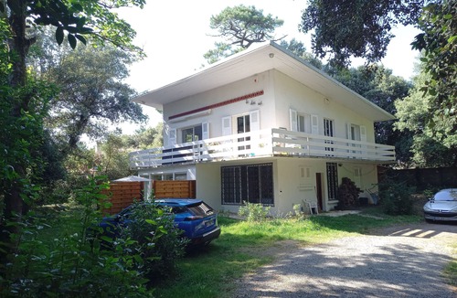 Saint-Michel-Chef-Chef Apartment | 1 mn walk from the sea, Garden level, 400 m² private plot in the heart of the woods.