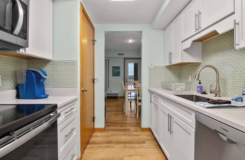 Elk Rapids Condo | #16 ELK RAPIDS BEACH CONDOMINIUM