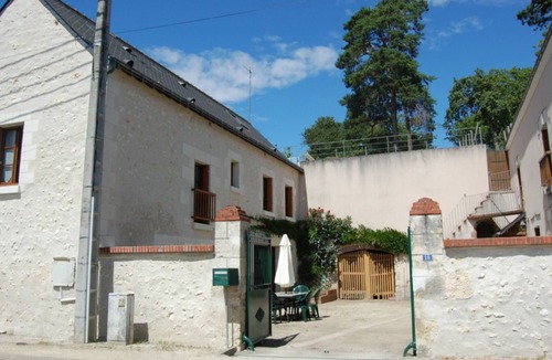 Cangey Cottage | 19th Century Wine House in Loire Valley, near castles