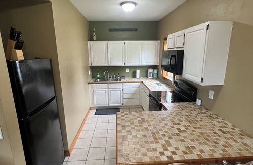 Sturgeon Bay House | 2 Bedrooms - Room to park boat! - Close to water & Potawatomi State Park