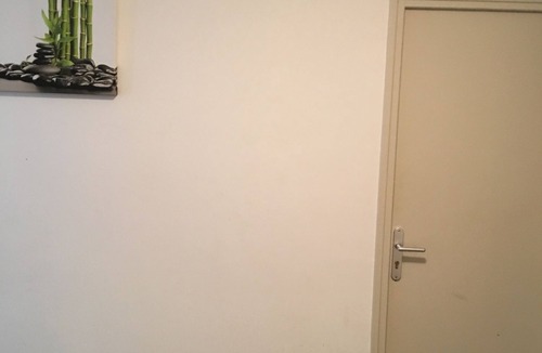 Colombier - Champ de Mars Apartment | 2 rooms available in beautiful apartment in co-location from 01/04/17