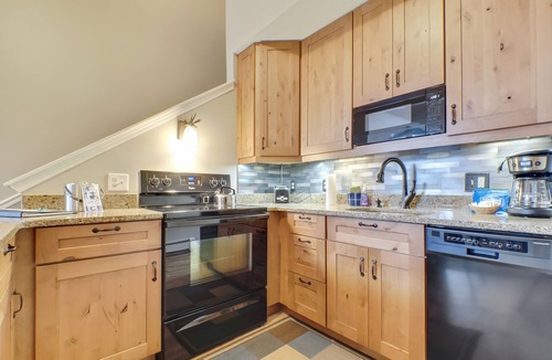 Charlevoix Condo | 211 Pointes North | Dog Friendly | Downtown Charlevoix | Indoor/Outdoor Pool