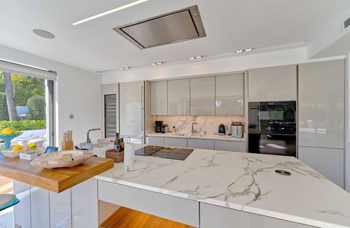 Puerto Banus Villa | 2244 Luxury Modern Villa with Heated Pool in Puerto Banus