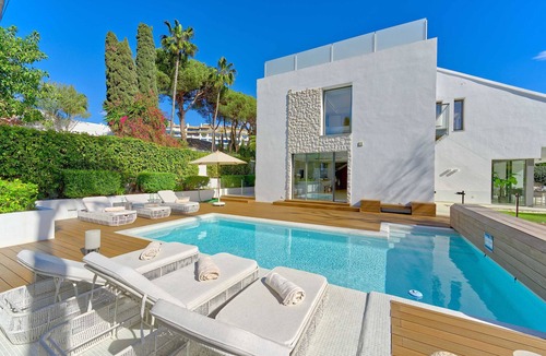 Puerto Banus Villa | 2244 Luxury Modern Villa with Heated Pool in Puerto Banus