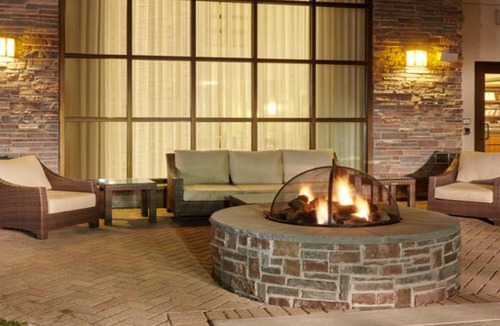 Franklin Condo | 24 Hour Business Center + Indoor Pool + Hot Tub | Close to the Airport!