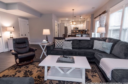 South Haven House | 25% OFF 7+ Nights [July 4th 7 nights excluded] 5 Blocks to beach, 3 to downtown!