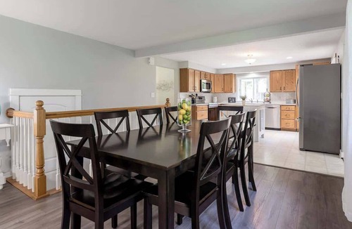 Beechwood House | 3 Bed - Outdoor living with hot tub near beaches