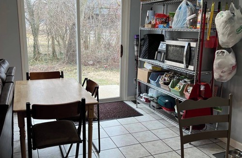 Holland Condo | 3-bedroom condo in welcoming Holland with AC, fitness room, WiFi
