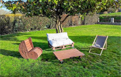 Saint-Brice-de-Landelles House | 3 Bedroom Stunning Home In Saint-Brice-De-Landell