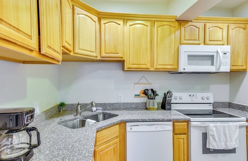Sawyer Apartment | 3 Mi to Lake Michigan: Pet-Friendly Apt in Sawyer