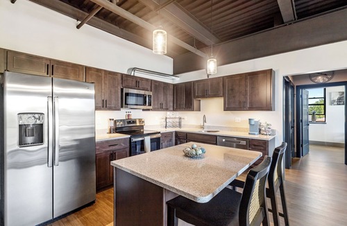 Stuart Apartment | 301 - Luxury Downtown Condo 1 bedroom