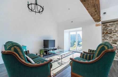 Aucey-la-Plaine Apartment | 33m² studio with wheelchair access, near Mont Saint-Michel