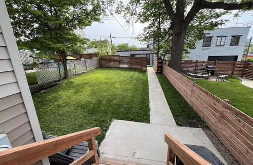 Milwaukee House | 3Kings, Renovated, FenceYard, Games, Ctr Loc - WEEKLY STAY DEALS