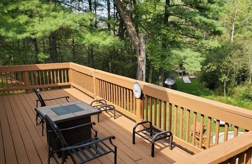 Idlewild House | 4 Bed 3 Bath Beautiful and Peaceful Riverfront Tranquility