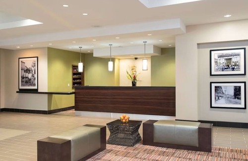 East Paris House | 4 Plush Rooms w/Airport Shuttle – Near Local Attractions & Indoor Pool Access