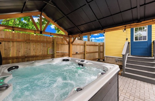 Lower East Side House | 4BR Brady St Getaway w/Hot Tub & Games