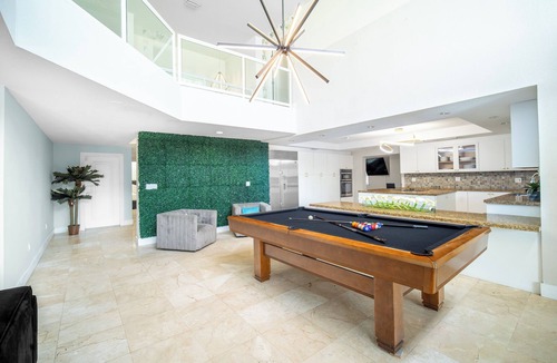 Miami Shores House | 6BR Spacious Miami Shores, Private Pool, Home Cinema, Grill