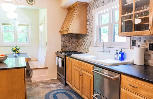 Marshall House | 71-Acre Private Nature Retreat & Curated Heirloom Home Near Turkey Run