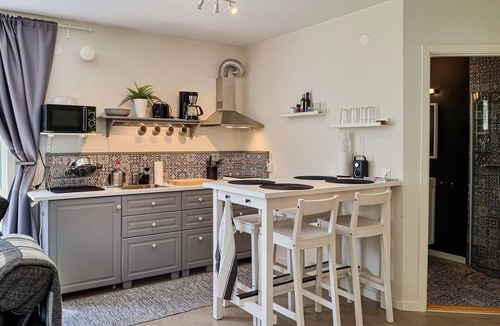Ytterby House | A modern and compact vacation home for your relaxing vacation awaits you.