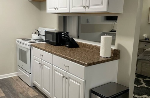 Holly Apartment | Adventure Acres- Suite C8