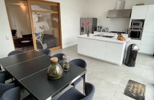 La Rochelle City Centre House | Air-conditioned house 4 ⭐️ swimming pool 4 bedrooms and 3 shower rooms, near old port