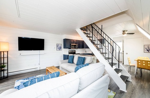 Stevensville House | Amazing Lake Michigan Views: Completely Remodeled and Steps from Lake Michigan!