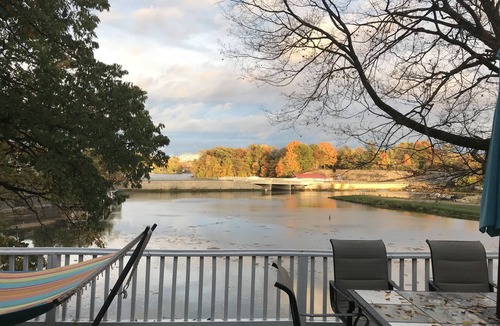 Norway House | Amazing Lakefront House with all the Amenities!