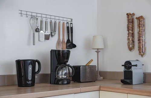 Poce-sur-Cisse Apartment | Apartment with pool near Amboise | Sleeps 4 + 1 baby