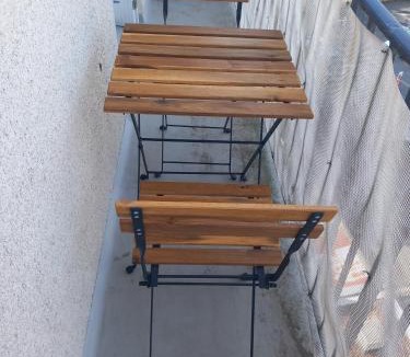 Chateaudun-Bannier Apartment | Appartement 28m2 avec balcon proche gare SNCF, café thé WIFI gratuits - Netflix - Balcon