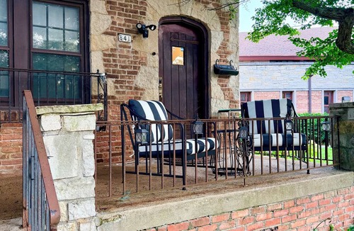 Whitefish Bay Apartment | Art of the Ordinary a Colorful 5BR Retreat in Whitefish Bay