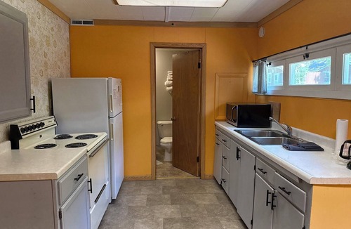 Ontonagon Cottage | Aspenglow at Miller's Cottages