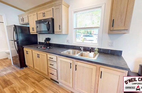 Chippewa Falls RV Rental | Beach Bungalow in family-friendly campground in Chippewa Falls, Wisconsin.