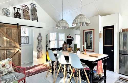 Lakeside House | Beach Lovers home w/Private Assoc Beach 1 blk fire pit scrnd porch