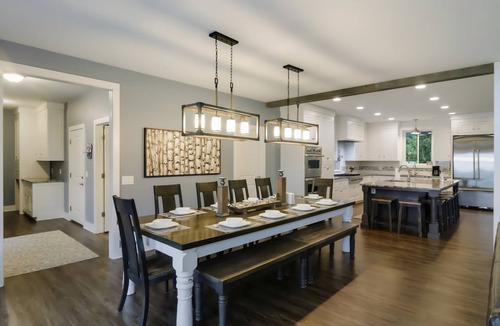 Maple City House | Bear Feet Retreat Hot Tub Dogs OK