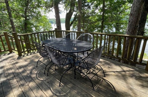 Harrison Cabin | Beautiful 2 BR Lakefront Cabin on Long Lake, Harrison Mi