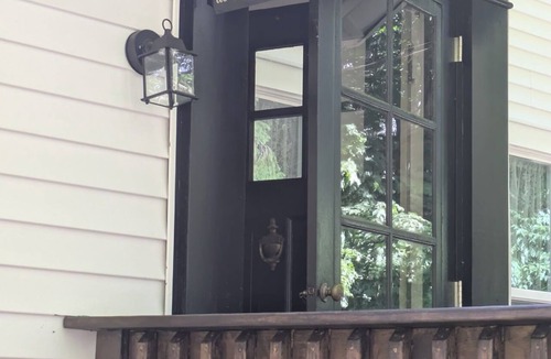 Niles House | Beautiful 4-bedroom historic home on 4-acre lot in Niles, close to Hwy 12