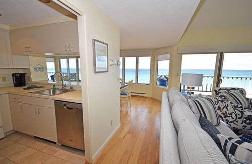 Glen Arbor Condo | Beautiful Beachfront Condo in Glen Arbor's Homestead Resort; Acc: 8.