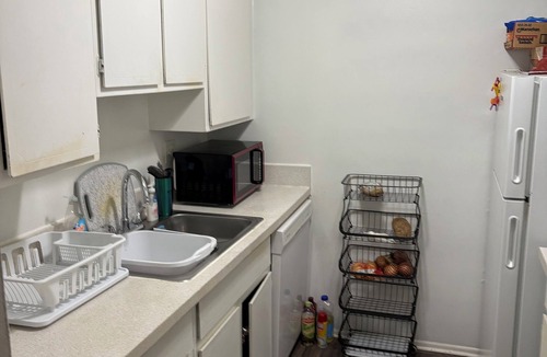 Taylor Apartment | Beautiful get away right outside Detroit, peace of mind. Lots of attractions