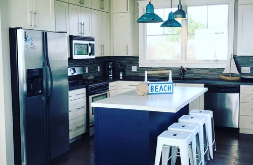 Ludington House | Beautiful Home On A High Bluff Overlooking Lake Mich! Sept 12-18 OPEN!