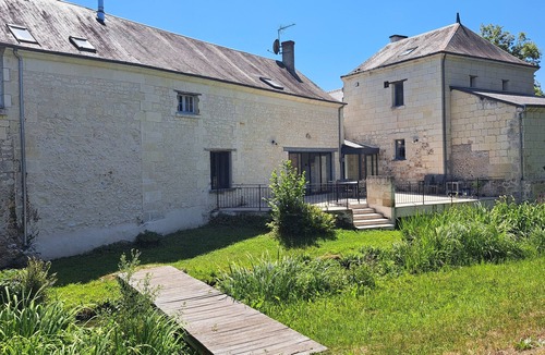 Bourgueil House | Beautiful house with pool in Bourgueil 5 bedrooms/10 people