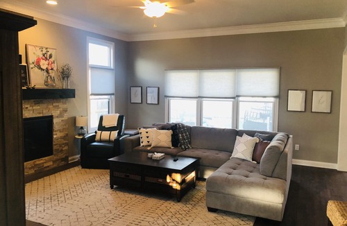 Laotto House | Beautiful New House in great Northern neighborhood- close to all!