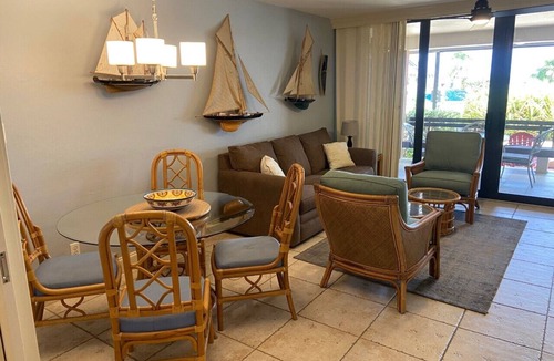 Red Hook Condo | Beautiful Oceanfront Condo