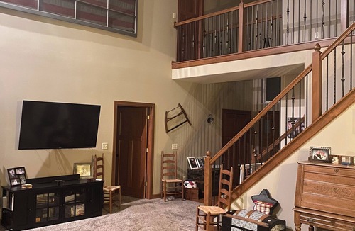 Burlington House | Beautiful,Spacious 5-bedroom home on 19 acres only 30 mi from downtown Milwaukee