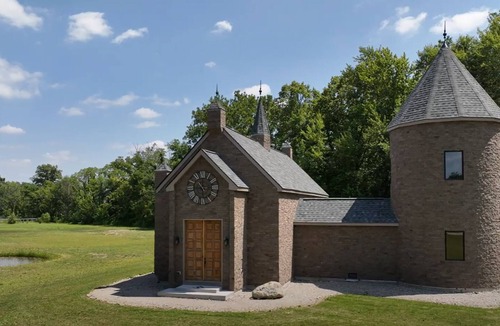 Westfield House | Best rental in the Midwest! House & Wizarding World Castle - 15 Acres of Fun!